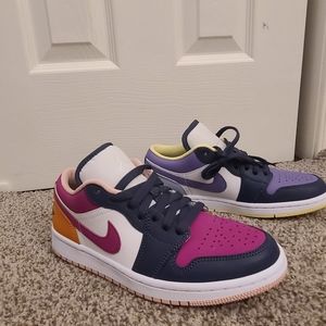WMNS AIR JORDAN 1 LOW SE